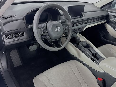 Certified 2023 Honda Accord LX image 9