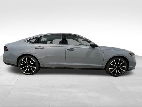 New 2026 Honda Accord Touring image 8
