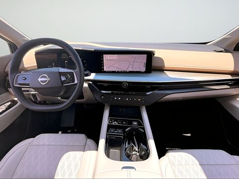 Certified 2026 Nissan Murano Platinum w/ Cargo Package AWD/4WD image 7