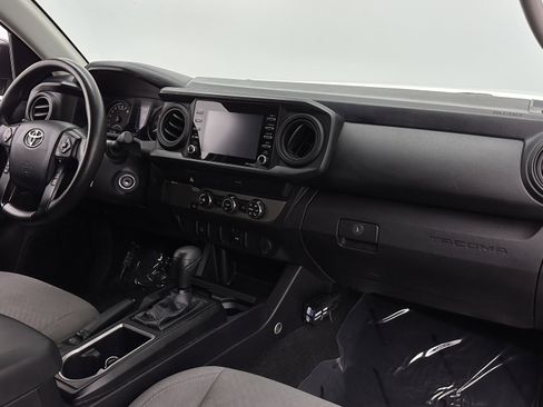 Used 2020 Toyota Tacoma SR image 26
