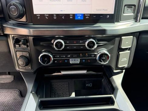 Used 2025 Ford F250 Lariat w/ Lariat Ultimate Package AWD/4WD image 18