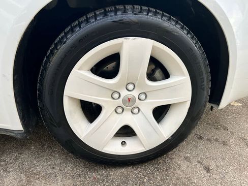 Used 2009 Pontiac G6 Sedan w/ Preferred Package image 13