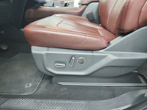 Used 2024 Ford Expedition Limited RWD image 20
