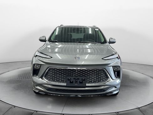 Used 2024 Buick Encore GX Avenir image 8