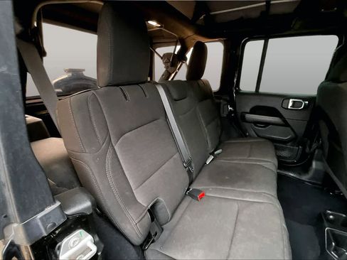 Certified 2023 Jeep Wrangler Unlimited Sahara AWD/4WD image 21