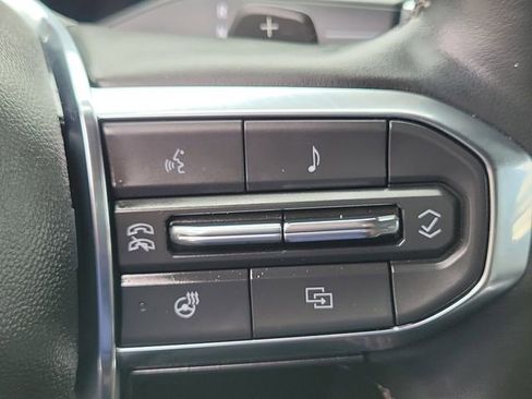 Used 2025 GMC Yukon XL Denali AWD/4WD image 21