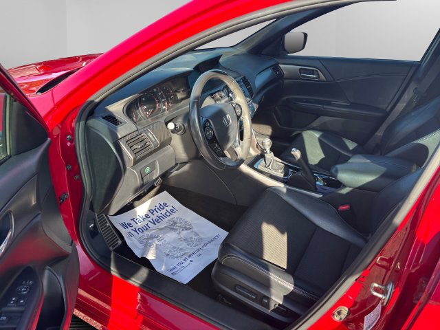 Used 2016 Honda Accord Sport image 9