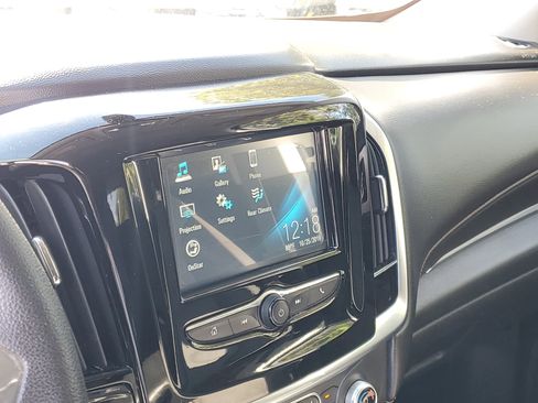 Used 2019 Chevrolet Traverse LS image 25