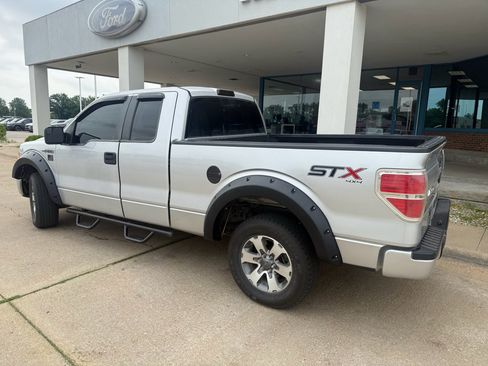 Used 2014 Ford F150 STX w/ Equipment Group 201A Mid AWD/4WD image 6