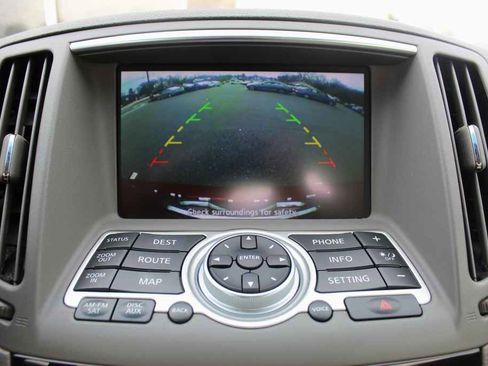 Used 2014 INFINITI Q60 Convertible w/ Premium Package image 23