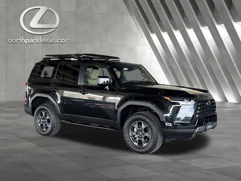 Certified 2026 Lexus GX 550 550 Overtrail w/ Accessory Package (32) image 5