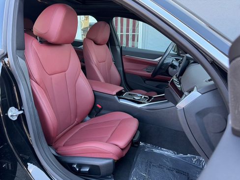 Used 2023 BMW i4 eDrive40 image 35