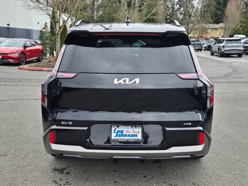 New 2026 Kia EV9 GT-Line image 4