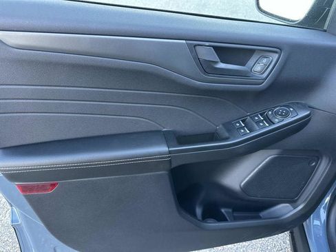 New 2026 Ford Escape Active FWD image 15