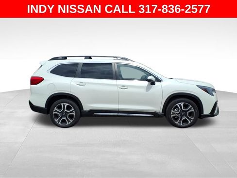 Used 2023 Subaru Ascent Limited AWD/4WD image 9