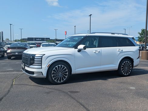 Used 2026 Hyundai Palisade Calligraphy AWD/4WD image 1