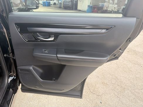 Certified 2025 Honda CR-V Sport Touring image 32