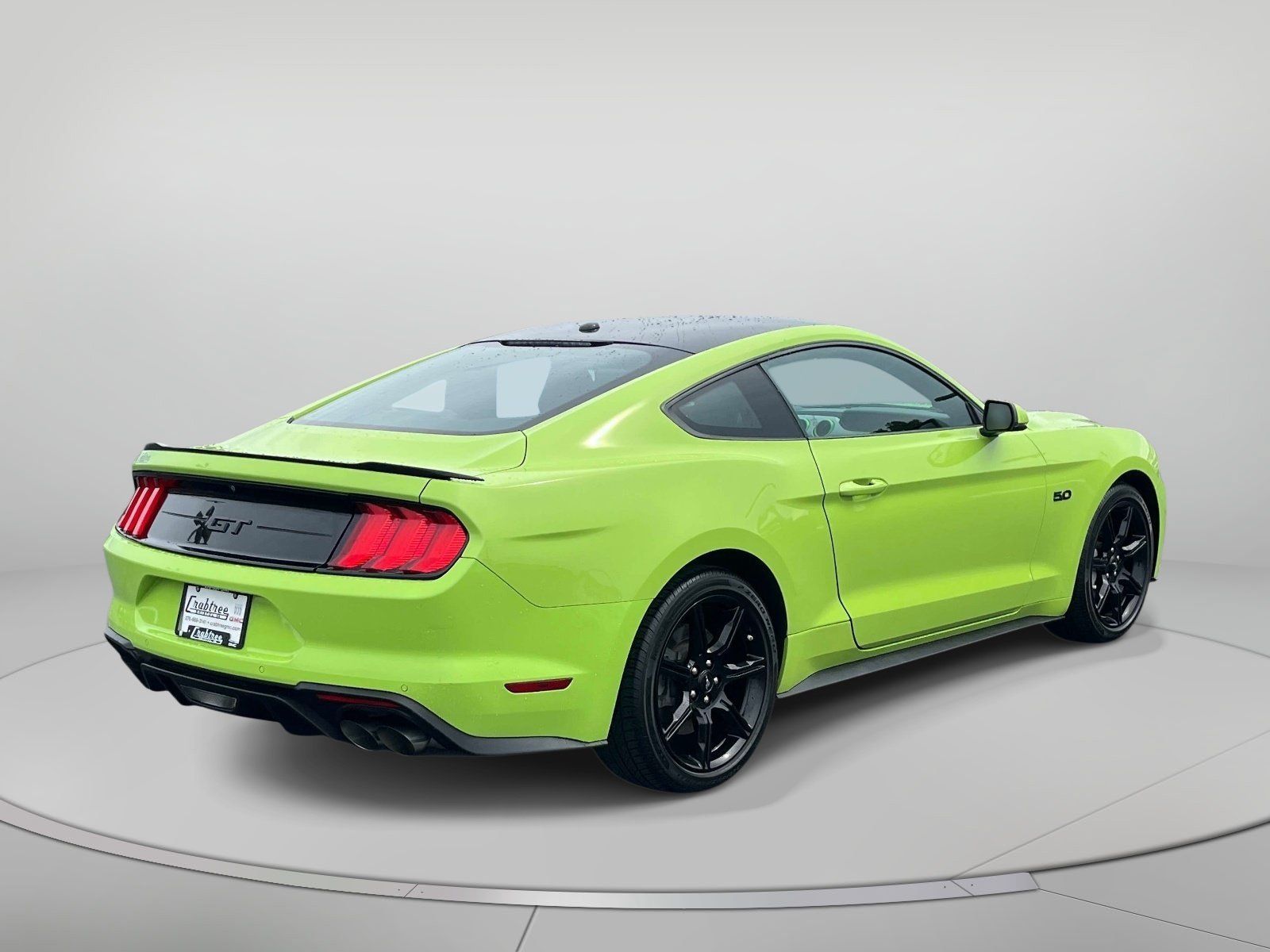 Used 2020 Ford Mustang GT Premium w/ Black Accent Package RWD image 3