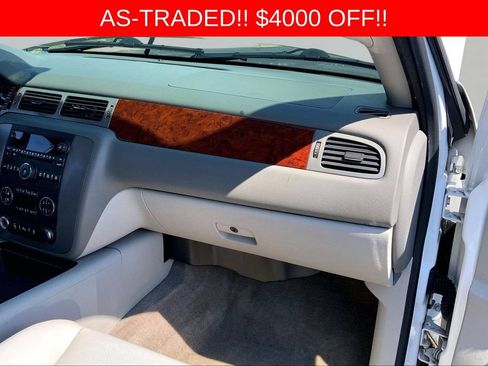 Used 2013 GMC Yukon SLT w/ SLT-2 Equipment Package RWD image 16
