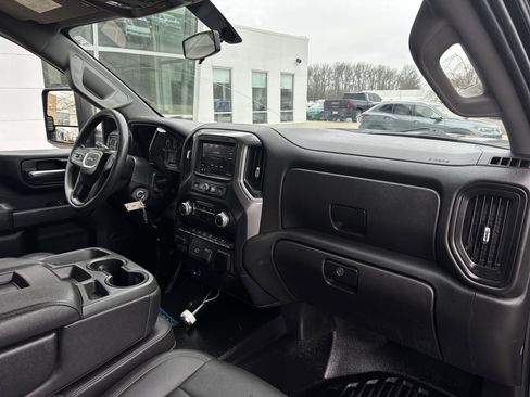 Used 2020 GMC Sierra 3500 Ext Cab Duramax w/ Convenience Package image 26