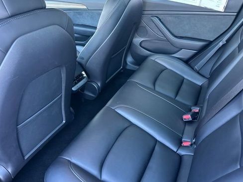 Used 2023 Tesla Model 3 Standard Range image 14