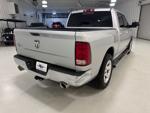 Used 2015 RAM 1500 Lone Star RWD image 5
