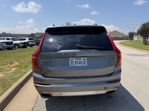 Used 2018 Volvo XC90 T6 Momentum w/ Convenience Package AWD/4WD image 6