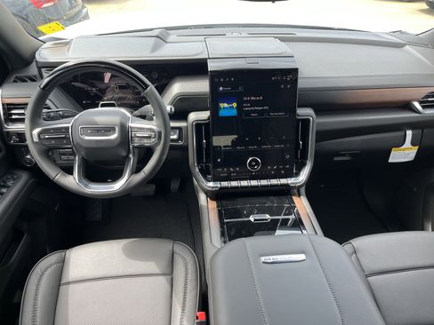 New 2026 GMC Yukon XL Denali w/ Denali Reserve Package AWD/4WD image 5