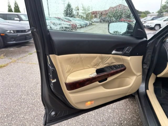 Used 2012 Honda Crosstour EX-L image 17