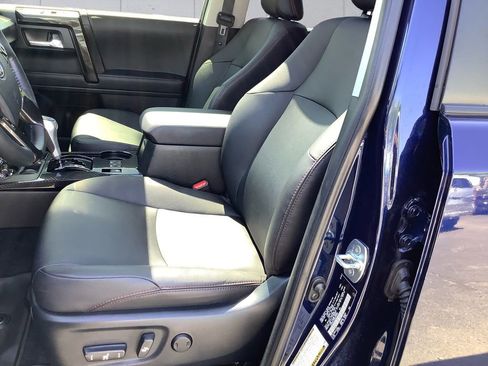 Used 2024 Toyota 4Runner TRD Off-Road Premium w/ Moonroof Package image 8