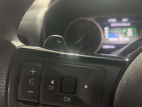 Used 2023 Nissan Rogue SV w/ SV Premium B Package image 24