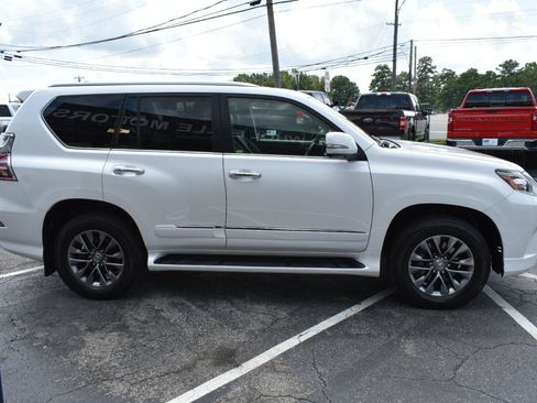 Used 2018 Lexus GX 460 Luxury AWD/4WD image 5