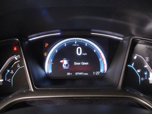 Used 2019 Honda Civic EX image 4