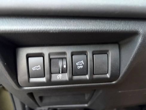 Used 2023 Subaru Outback Touring XT AWD/4WD image 10