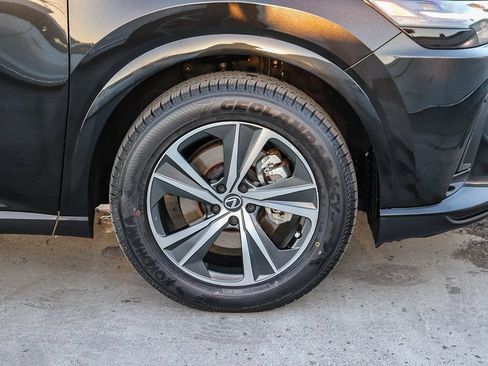 Used 2023 Lexus RX 350h w/ Accessory Package (Z1) AWD/4WD image 11