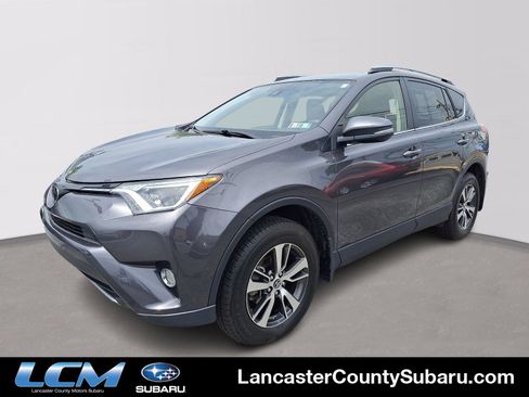 Used 2018 Toyota RAV4 XLE w/ Plus Extra Value Package AWD/4WD image 1