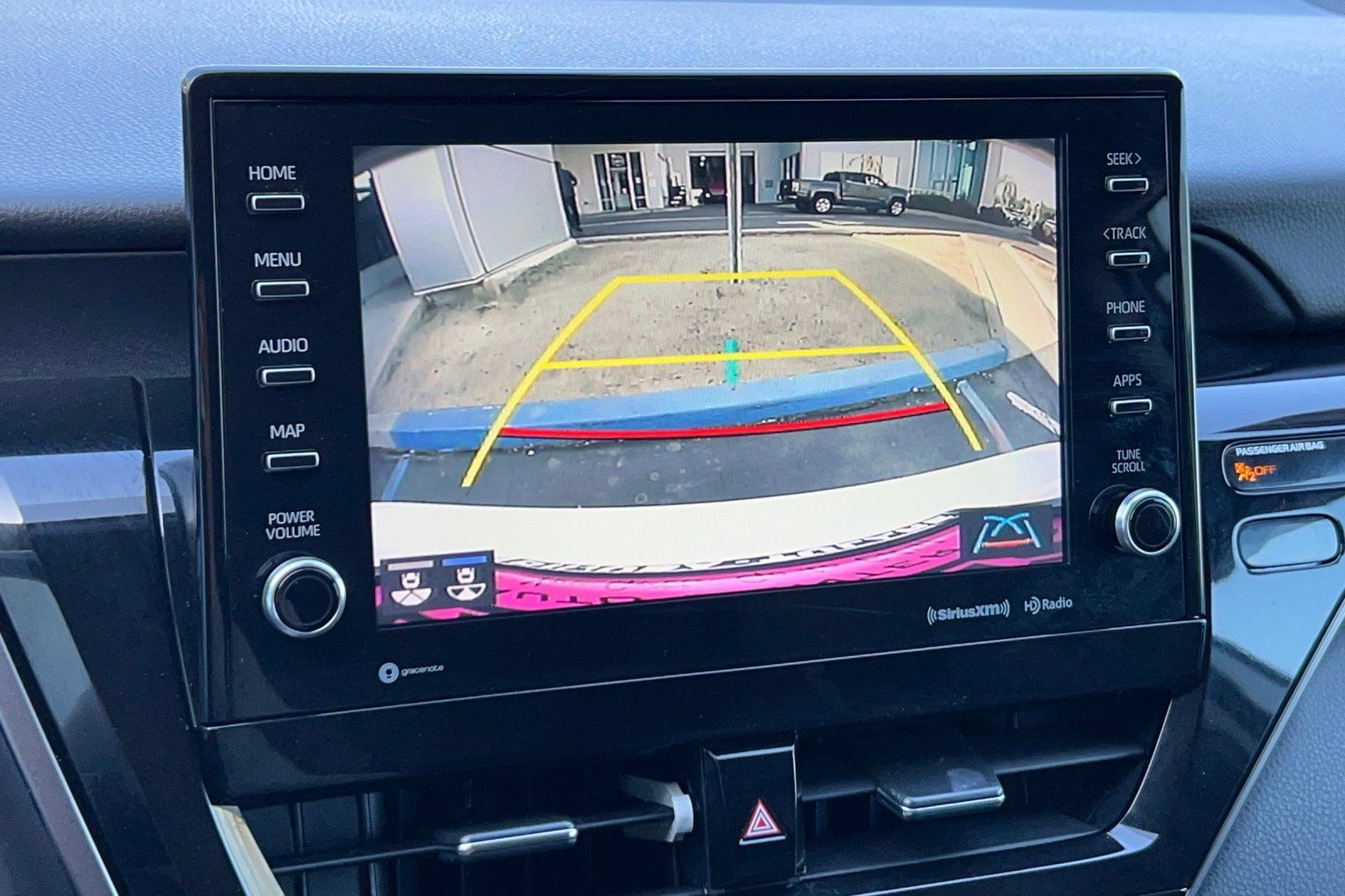 Used 2022 Toyota Camry XSE FWD image 25