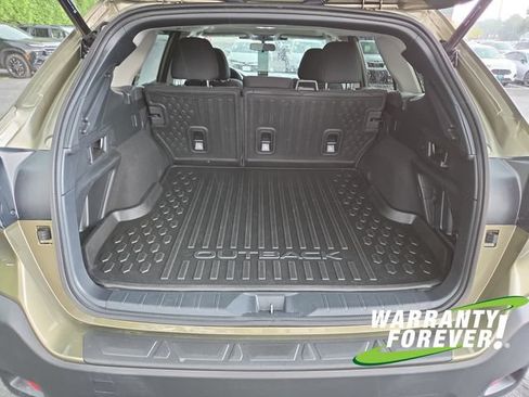 Used 2024 Subaru Outback Premium AWD/4WD image 18