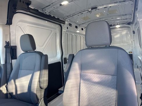 New 2026 Ford Transit 250 148 Medium Roof image 14
