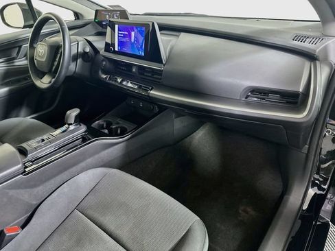 Certified 2024 Toyota Prius LE FWD image 27