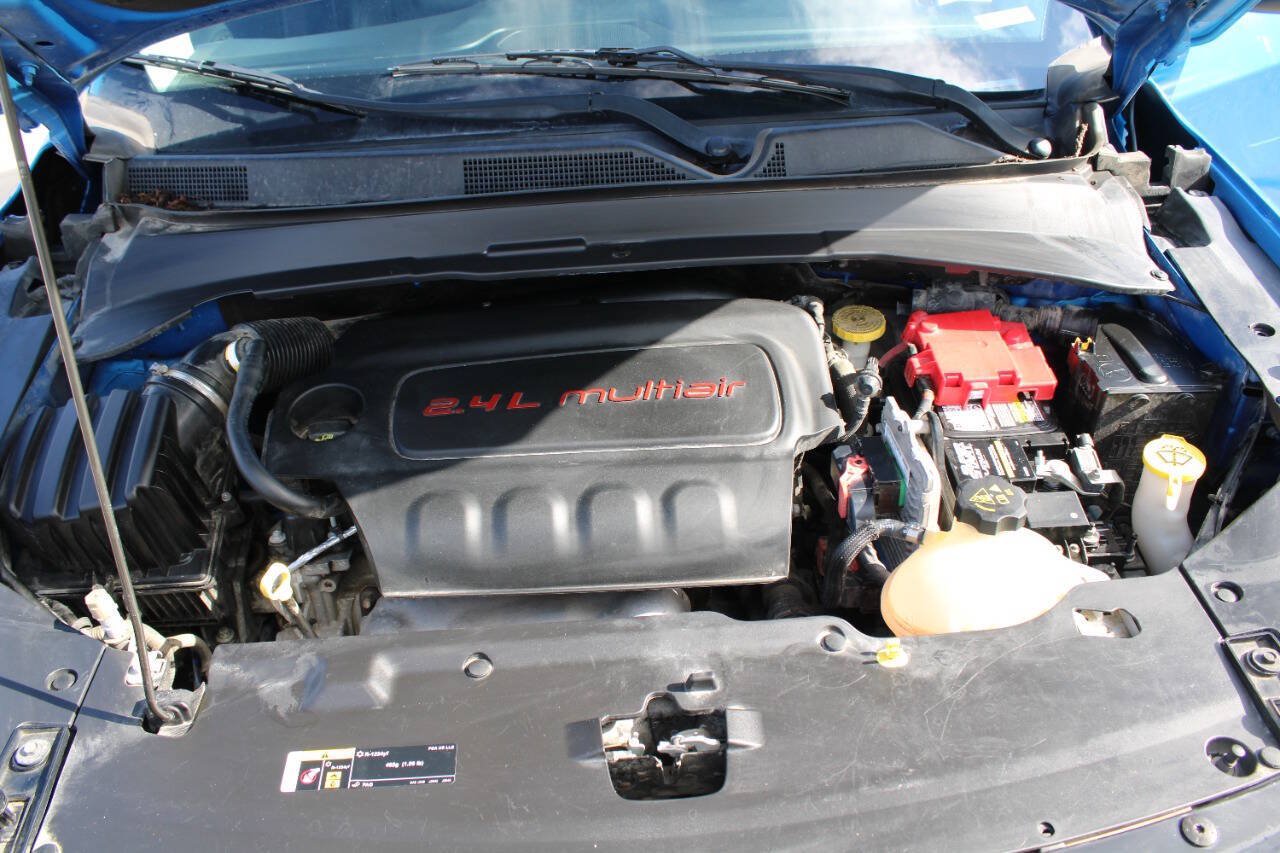 Used 2019 Jeep Compass Latitude AWD/4WD image 16