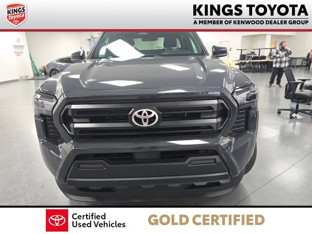 Used 2025 Toyota Tacoma SR AWD/4WD image 3