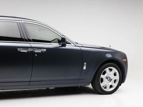 Used 2010 Rolls-Royce Ghost RWD image 31