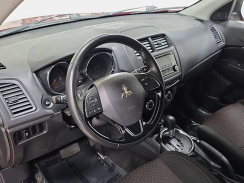 Used 2017 Mitsubishi Outlander Sport LE FWD image 16