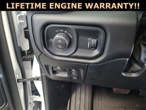 Used 2025 RAM 1500 Big Horn AWD/4WD image 19