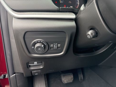 New 2026 Jeep Grand Cherokee Limited image 16