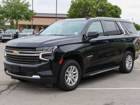 Used 2024 Chevrolet Tahoe LT AWD/4WD image 24