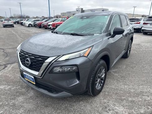 Used 2023 Nissan Rogue S image 10