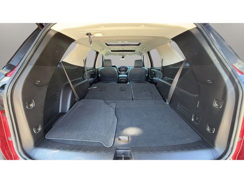 Used 2021 Chevrolet Traverse Premier AWD/4WD image 10