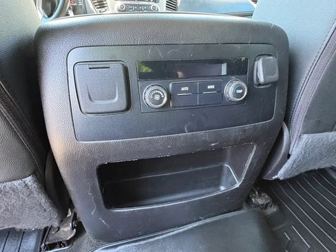 Used 2017 Chevrolet Tahoe LT AWD/4WD image 29